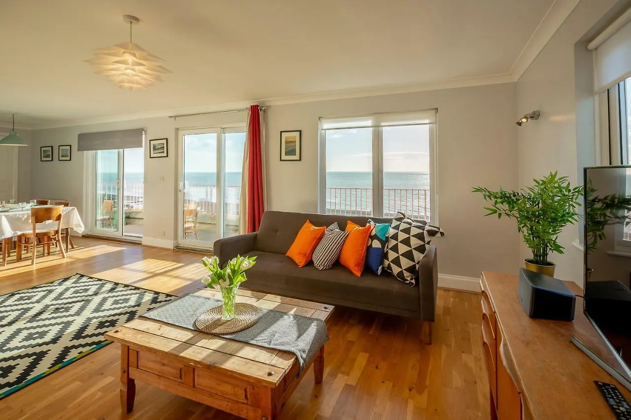 Pier Court Apartments Brighton