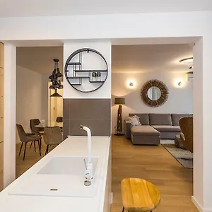 https://perla-apartmani-split.splithotels.org